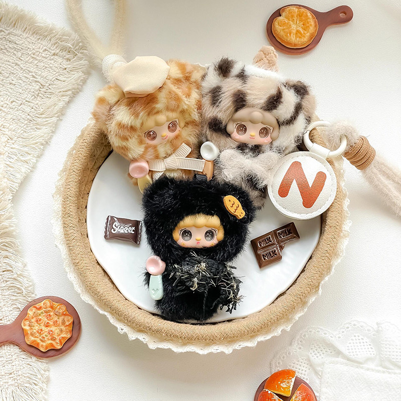 Yooki Just A Bite Plush Blind  - Phone Accessories Blind Box 评论和价格