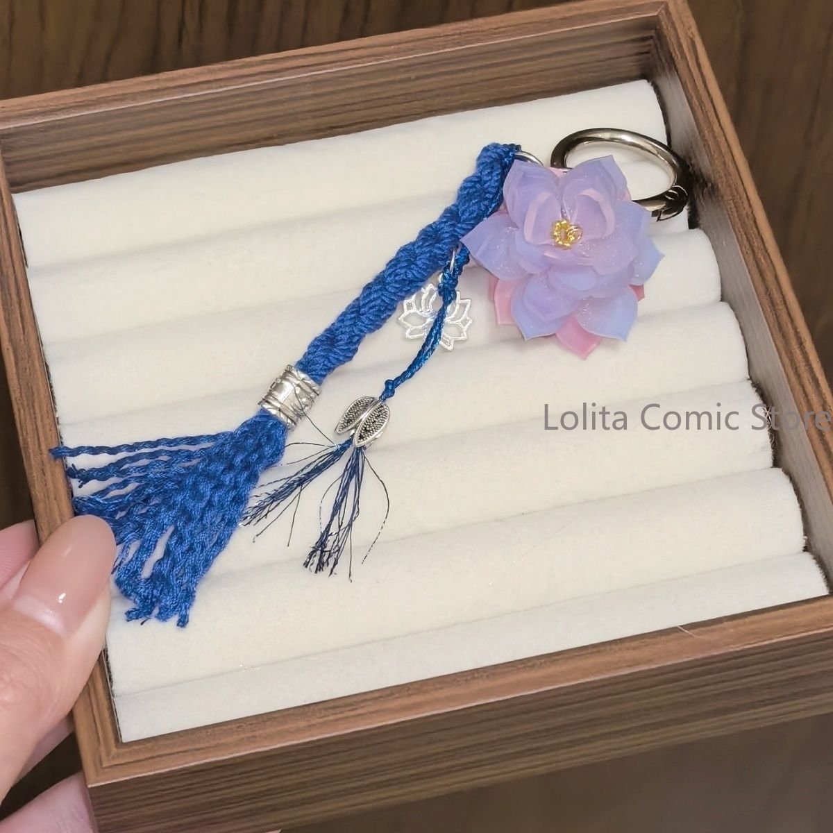 Anime Love and Deepspace Caleb - Phone Accessories Hanging 评论和价格